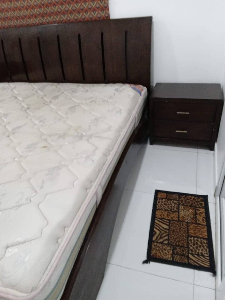 King size bed set for sale 11