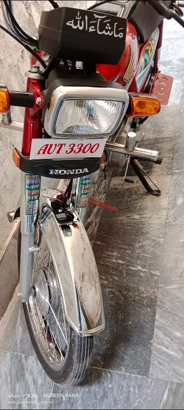 HONDA CDSee phone number modal bilkul new ha. lush condition ha al ha 8