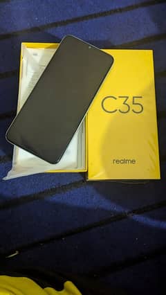 realme c35