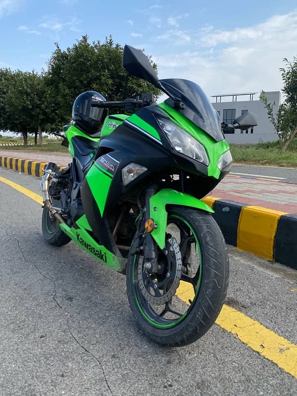 Kawasaki Ninja Zx - 300 0