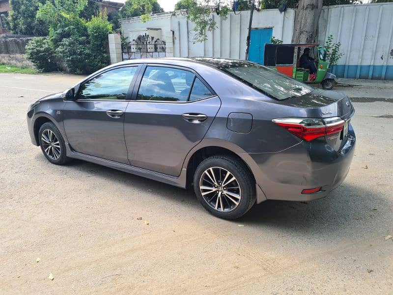 Toyota Corolla Altis 2019 3