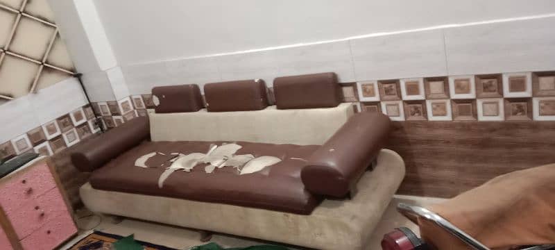 5 seater hn phone number 03133779516 0