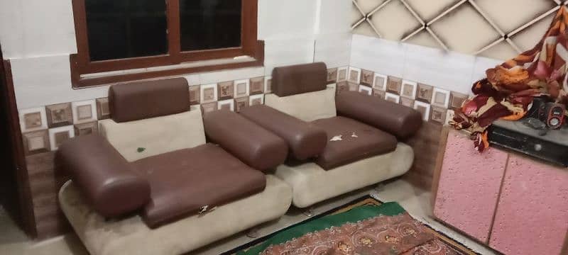 5 seater hn phone number 03133779516 1