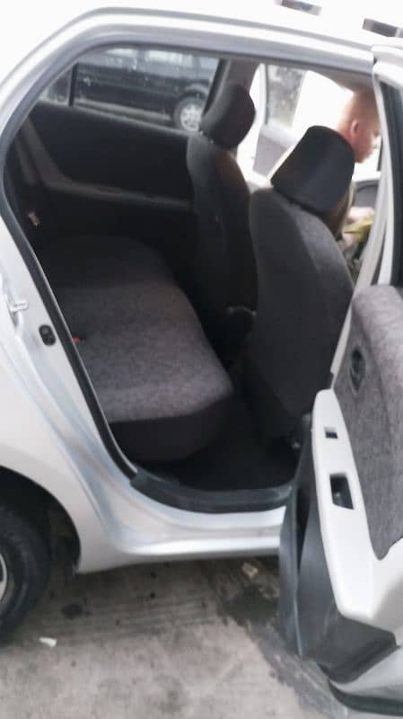 Toyota vitz 2010 registered 2016 10