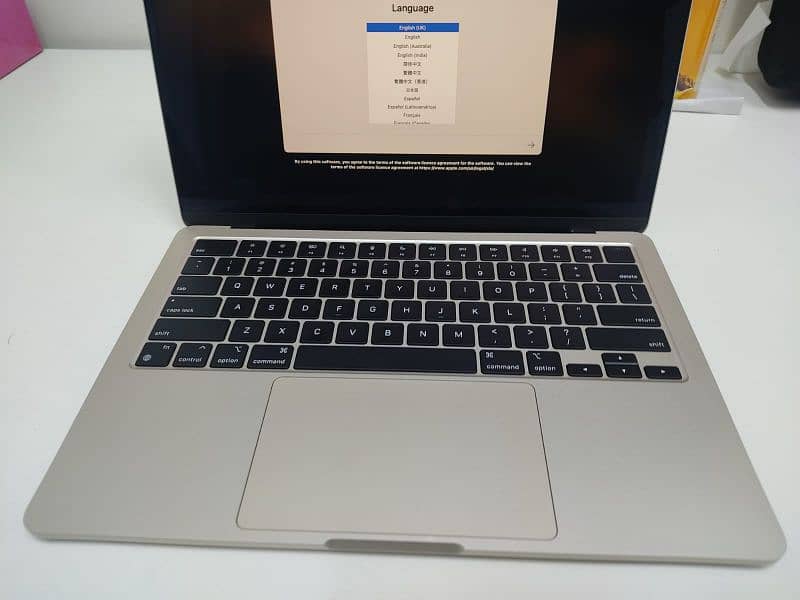 Macbook Air M2 For sale model 2022 03437545434 call my WhatsApp number 2