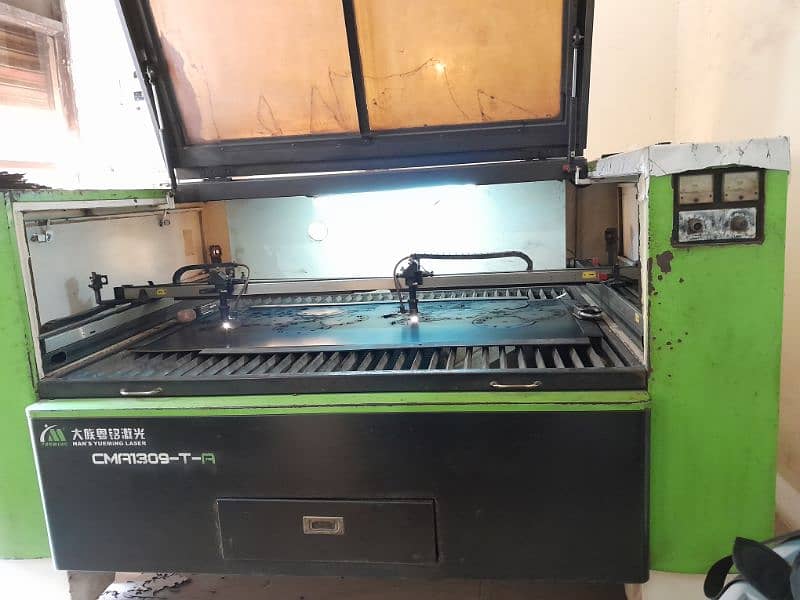 CNC LASER CUTTING MACHINE 4