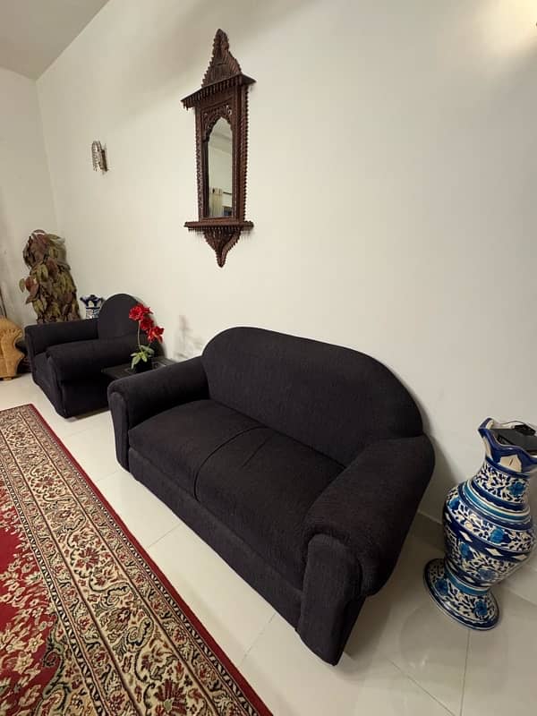 2 sofa sets (11 seater) 5