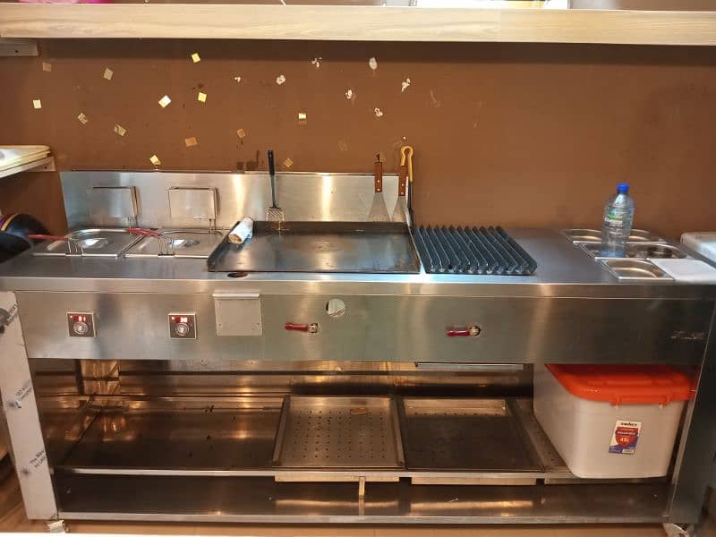 *Fast Food Cafe Setup for sale with Complete UPS and battery system 6