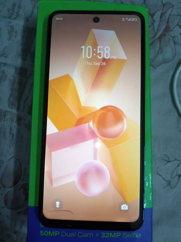 infinix hot 40i condition 10 by 10 all ok ha koi fald nahi 1