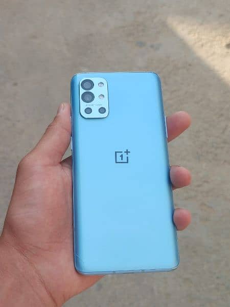 OnePlus 9r 3