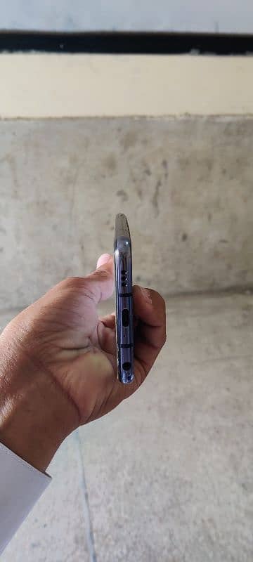 LG g8s thinq 3