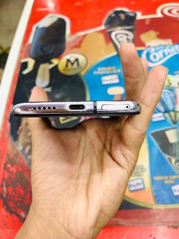 oneplus 7t 8/10 condition 2