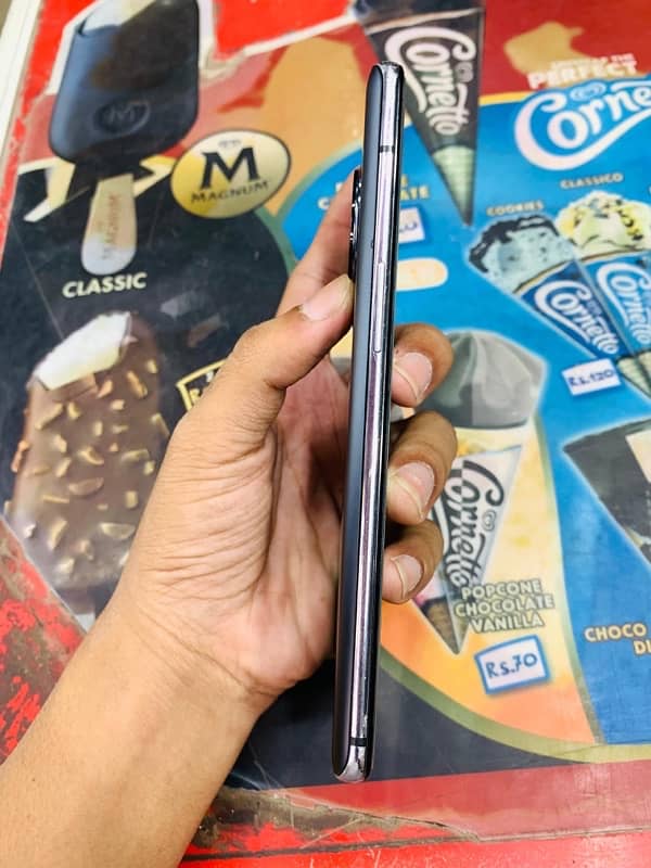 oneplus 7t 8/10 condition 5