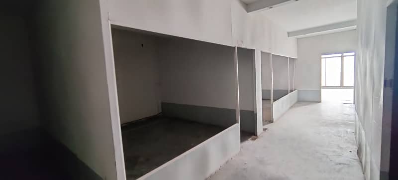 1 Kanal Floor Suitable For Gym, Warehouse, IT Office, Call Center Near DHA Phase1 5