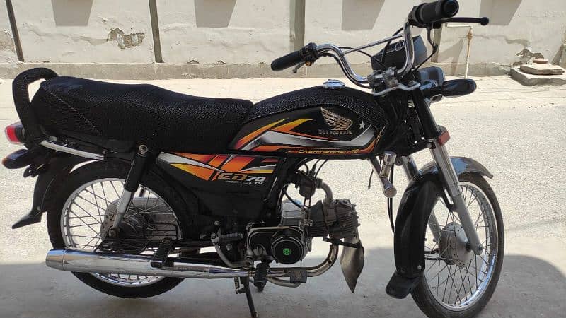 Honda CD 2022 model lush condition 3