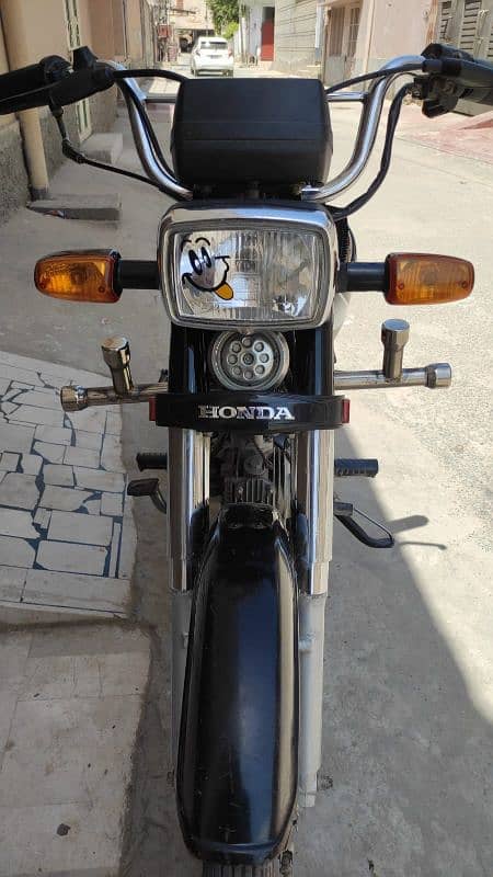 Honda CD 2022 model lush condition 6