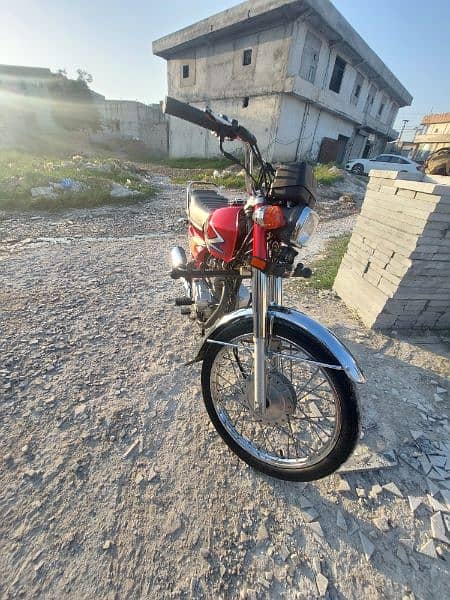 Urgent Sale Honda 125 3