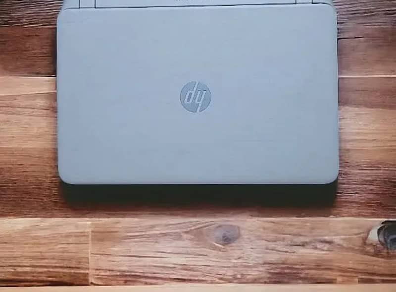 HP laptop 4