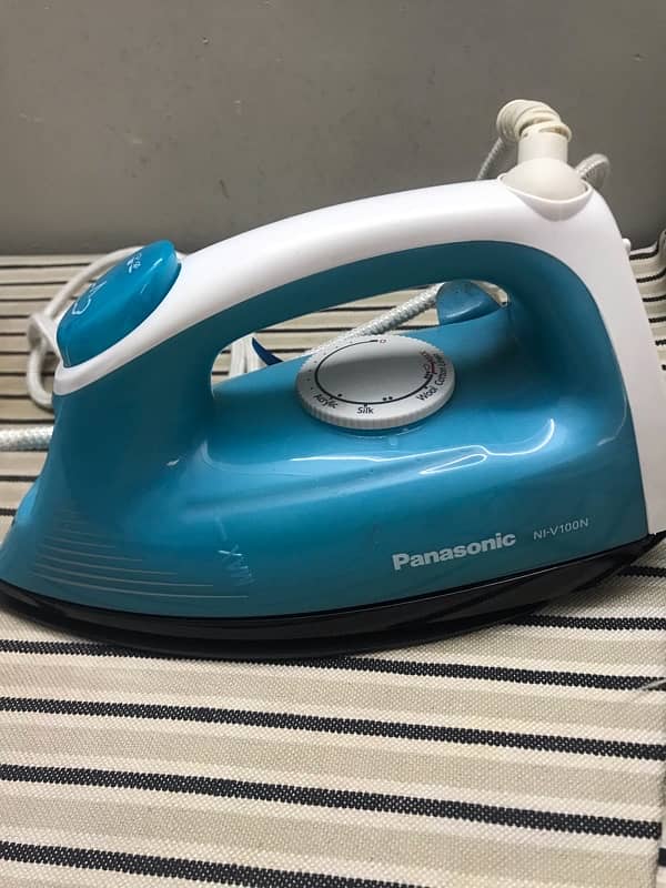 panasonic iron 1000 watts never used 4