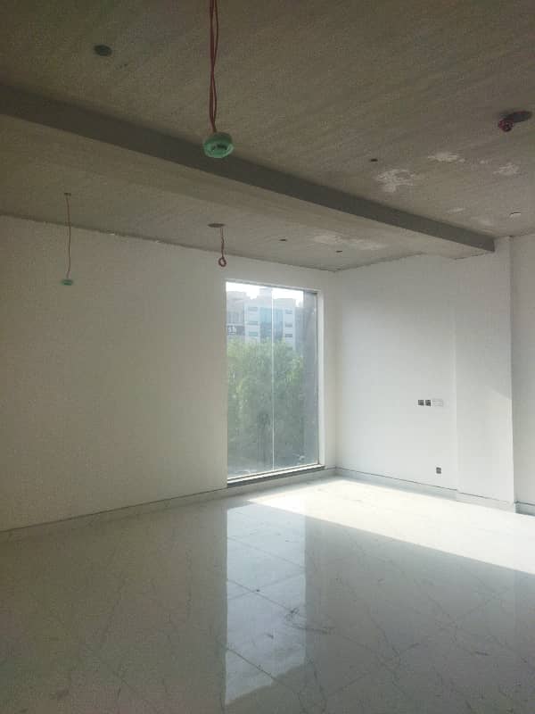 8 Marla Floor Available For Rent DHA Phase3 9