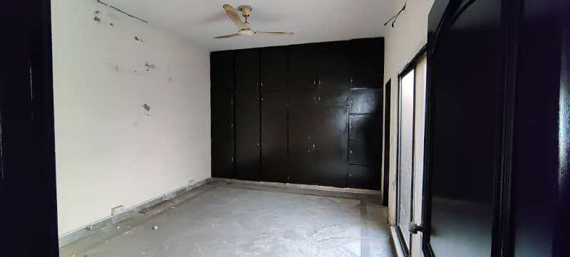 Office Apartment Available For Rent DHA Phase-3 4