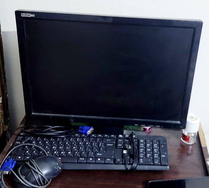 Full Computer With Accessories 0