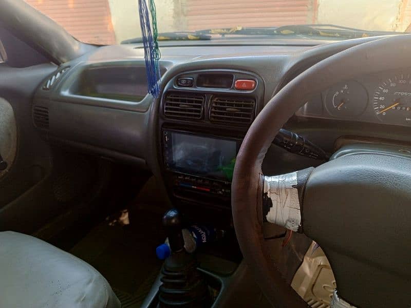 Suzuki Baleno 1999 9