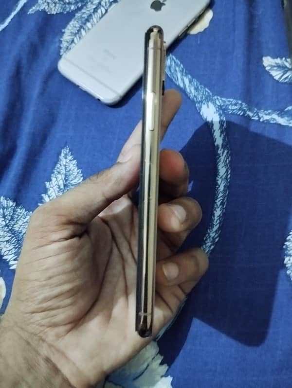 I phone xs 256gb non pta 2