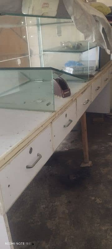 Glass Counter Showcase Mobile Shop and General Store in Good Condition 8