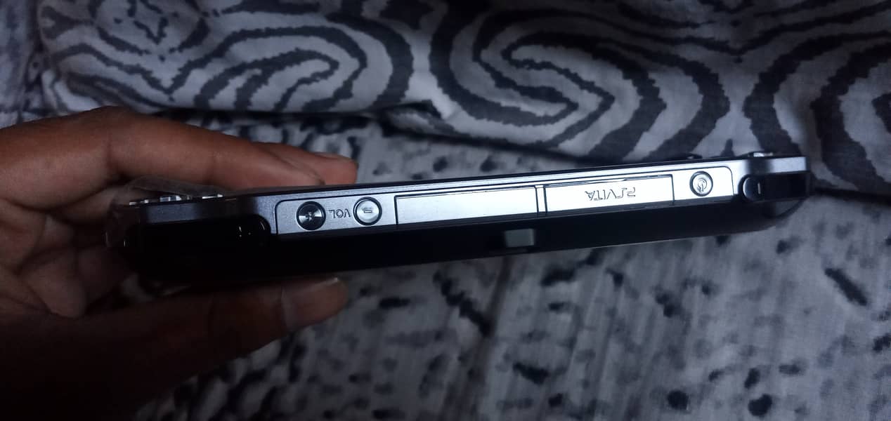 PS VITA OLED Jailbreak 4