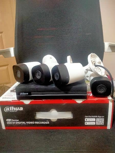 Dahua 4ch dvr with 4 cameras latest model with warnty 3