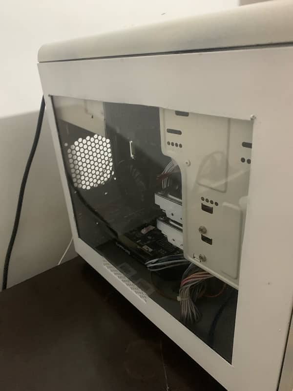 Gaming Pc With RX 560(4GB). 8gb 500gb 1