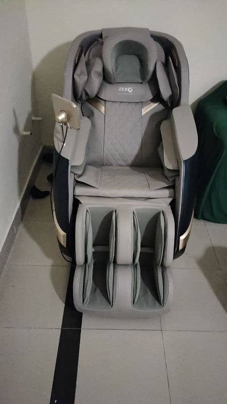 zero  comapny massage chair brand new 0