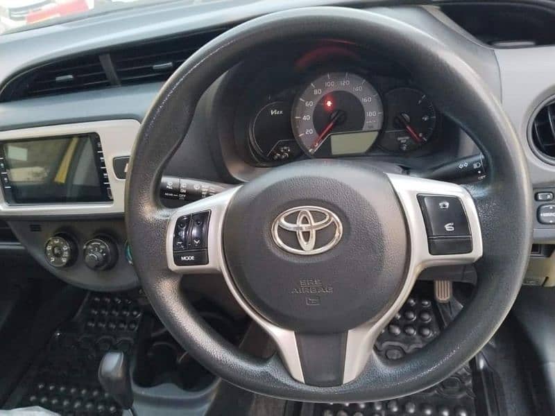 Toyota Vitz 2014 6