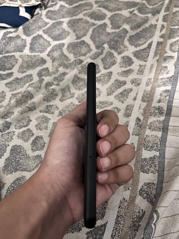 GOOGLE PIXEL 4a 6