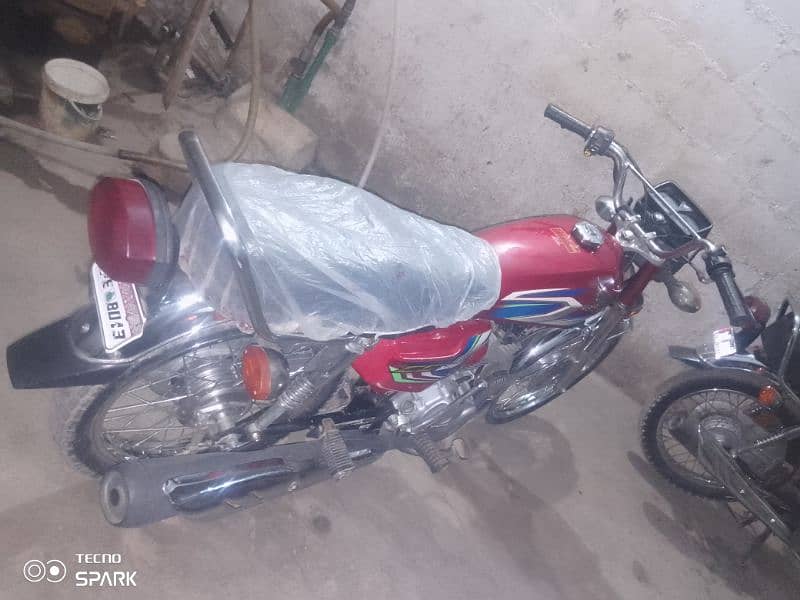 Honda 125 new condition 8