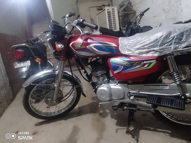 Honda 125 new condition 14