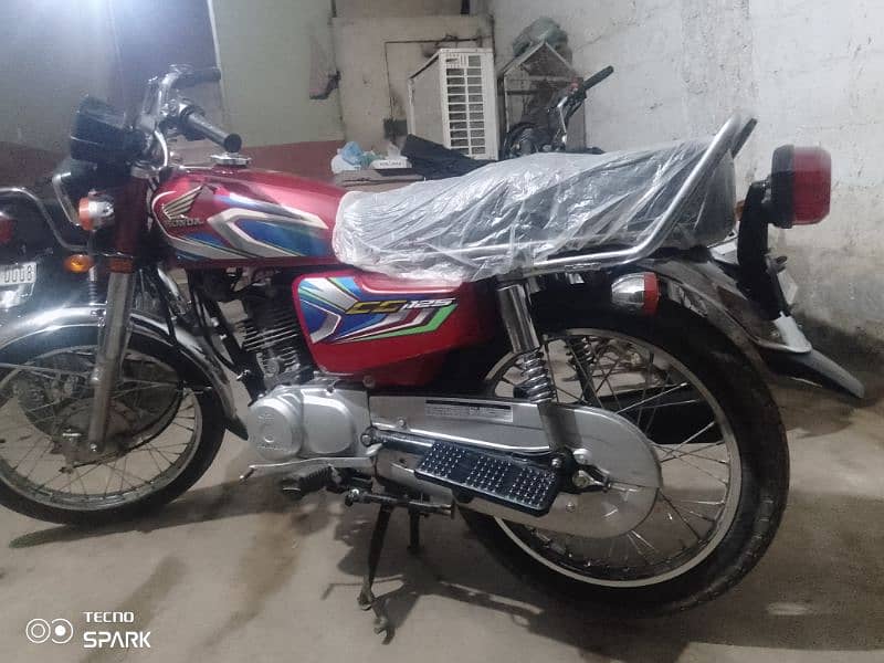 Honda 125 new condition 15