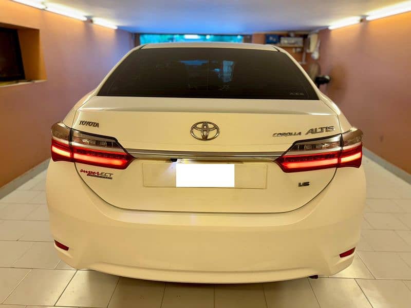 Toyota Corolla Altis 2020 4