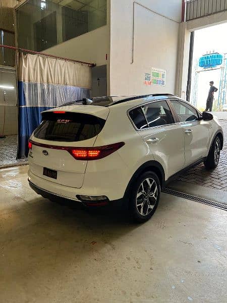 KIA Sportage 2022 7