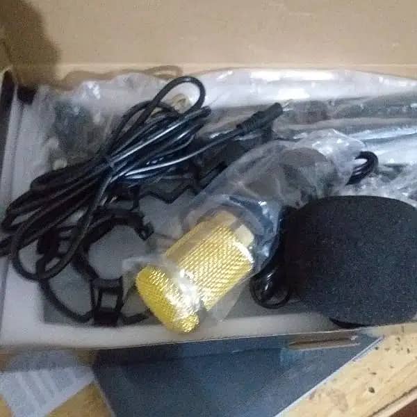 BM800 Mic with V8 Sound Card 3