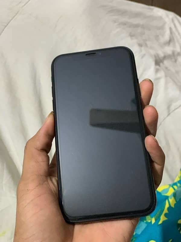 iphone XR NON PTA Watar pack check ho better health 80 03091455301 3