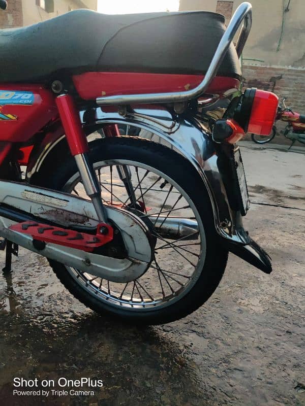 Honda CD 70 2019 3