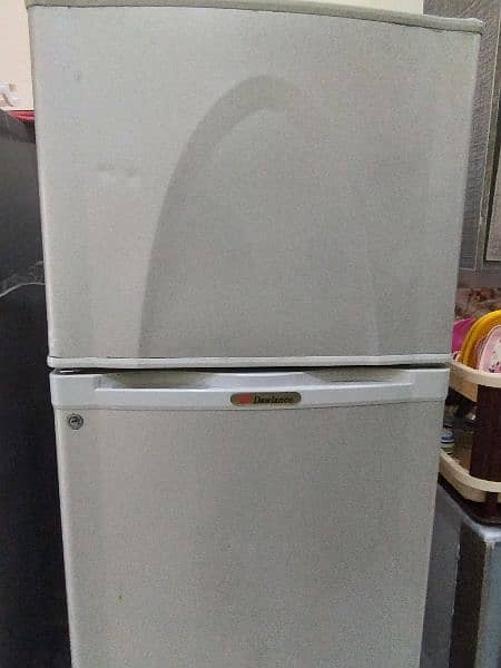 Dawlance Medium Size fridge 0