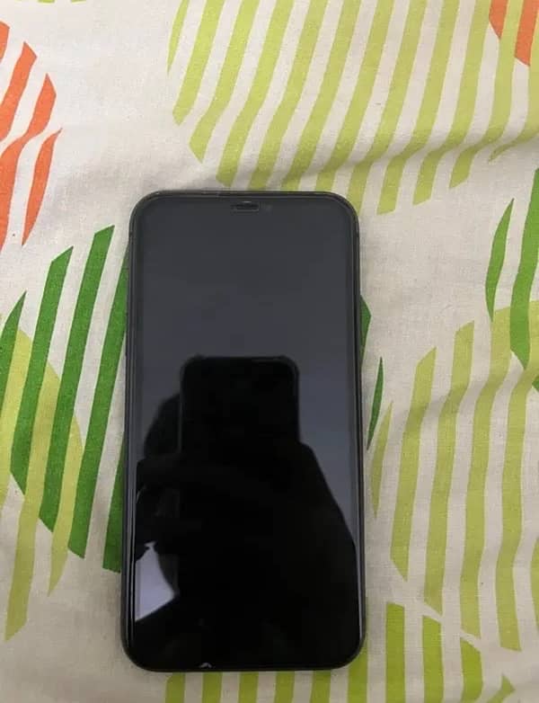 IPHONE 11 64GB 1