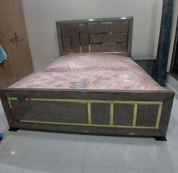 bed side table Dressing mattress 1