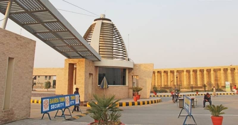 10 Marla Plots In talha Block bahria town Lahore 20