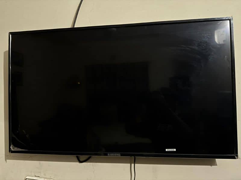 Samsung LCD 40'inch for sale 0