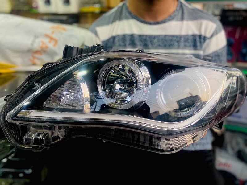 Toyota Corolla 2012 headlights 3