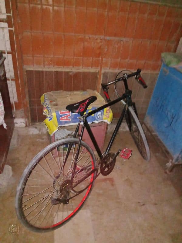 sports bicycle with gear and Tyre tube bhi new ha best quality sab ok 4